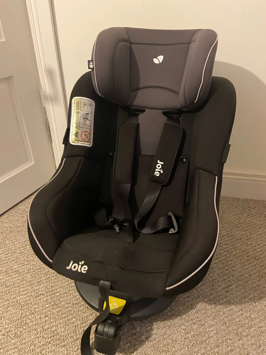 Joie 360 Spin Car seat - Image 1