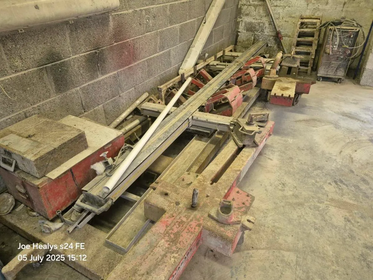 BLACKHAWK Auto body shop equipment - Image 2