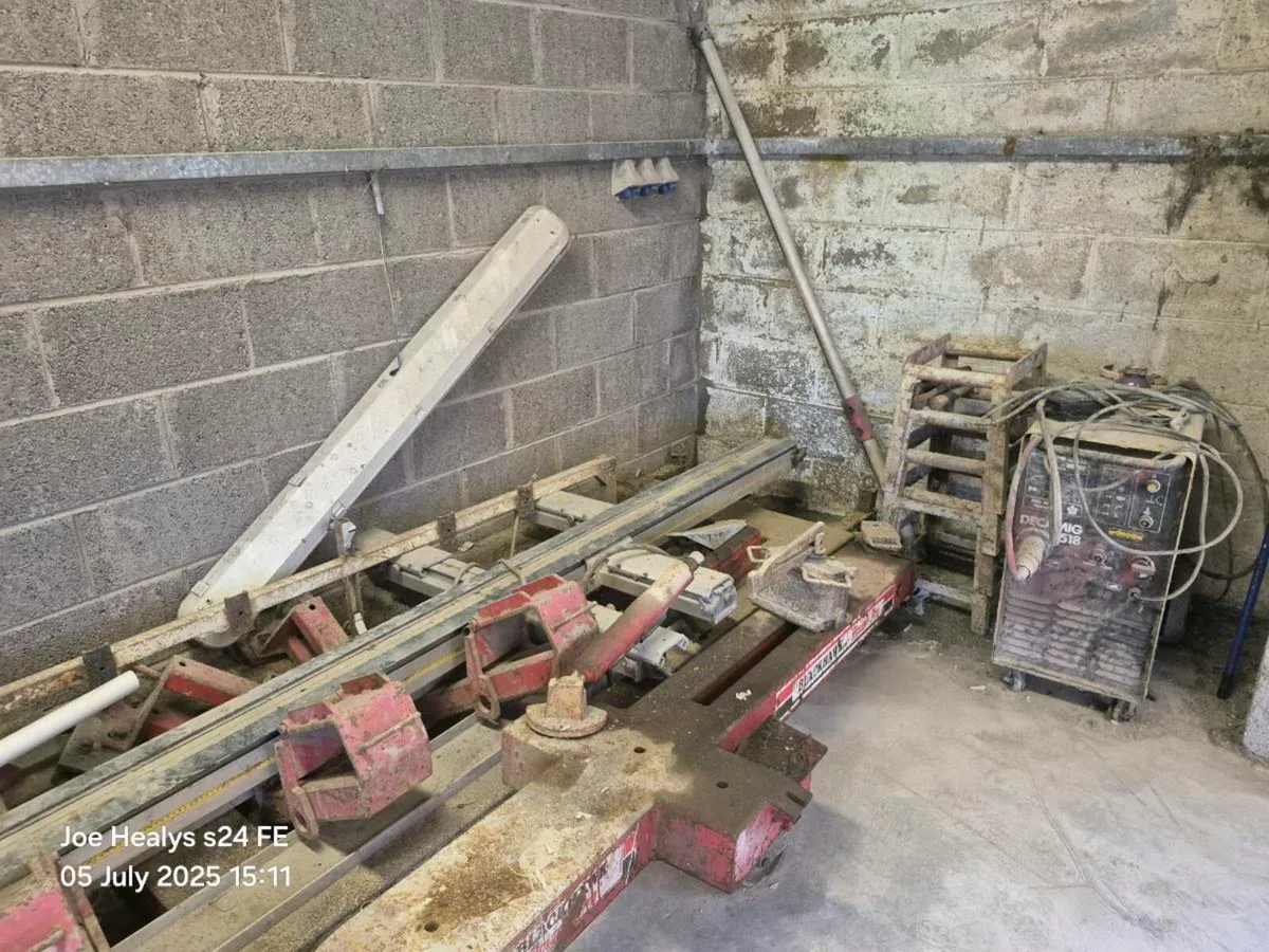 BLACKHAWK Auto body shop equipment - Image 4