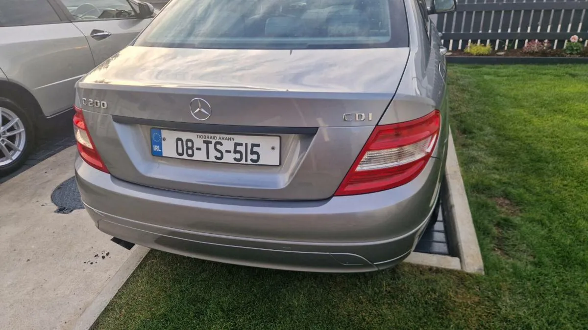 Mercedes 2008 - Image 1