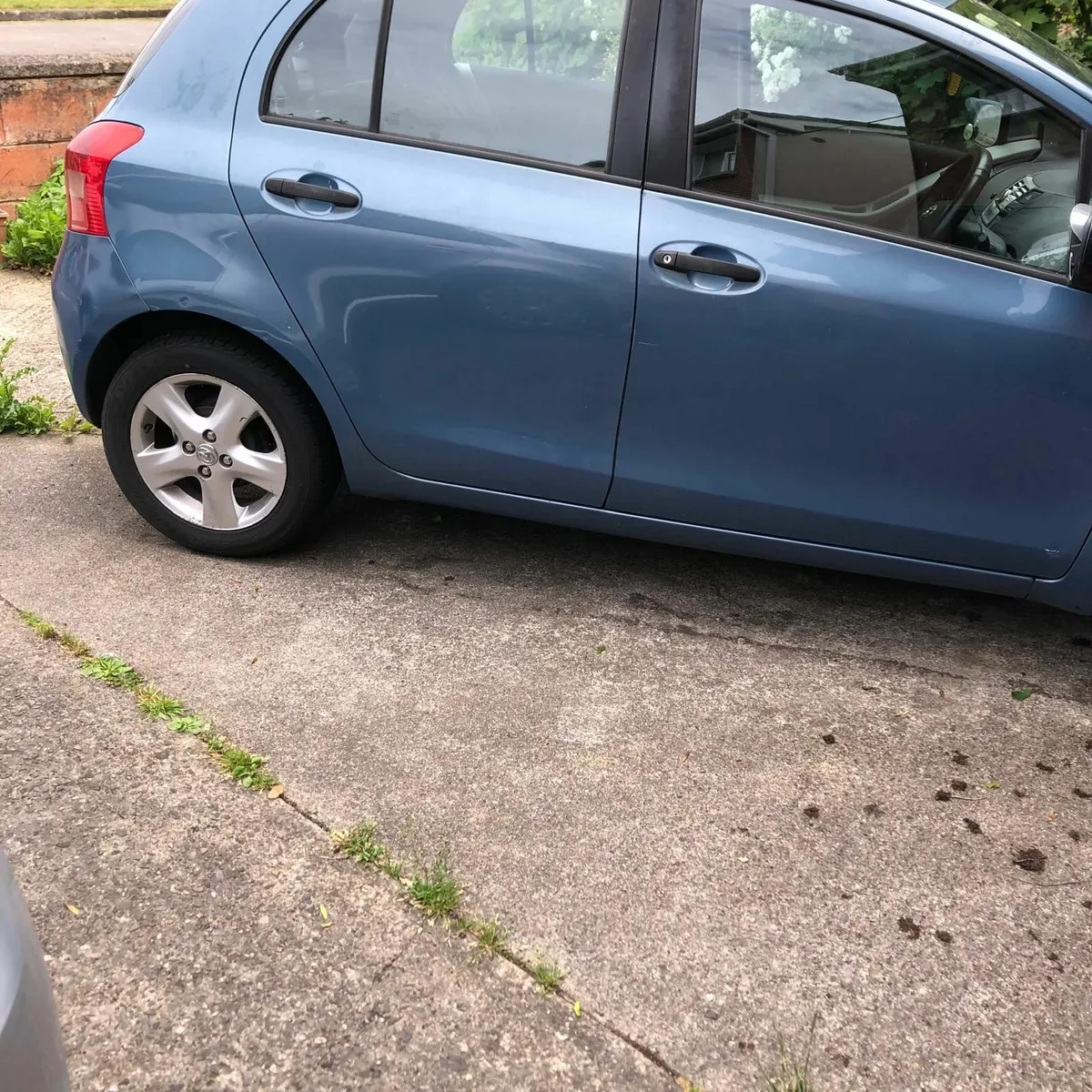 Toyota Yaris 2007 - Image 4