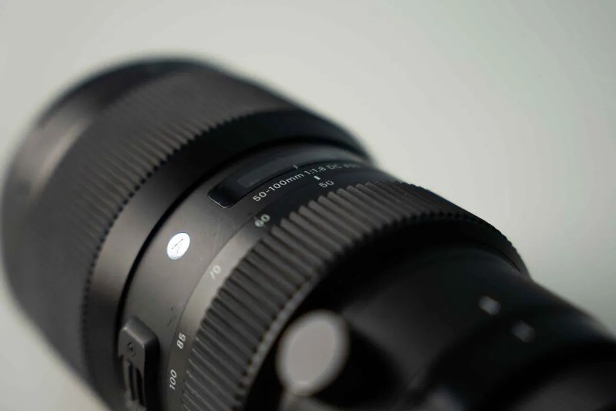 Sigma 50-100mm f/1.8 ART - Canon - Sony Converter Optional - Image 2