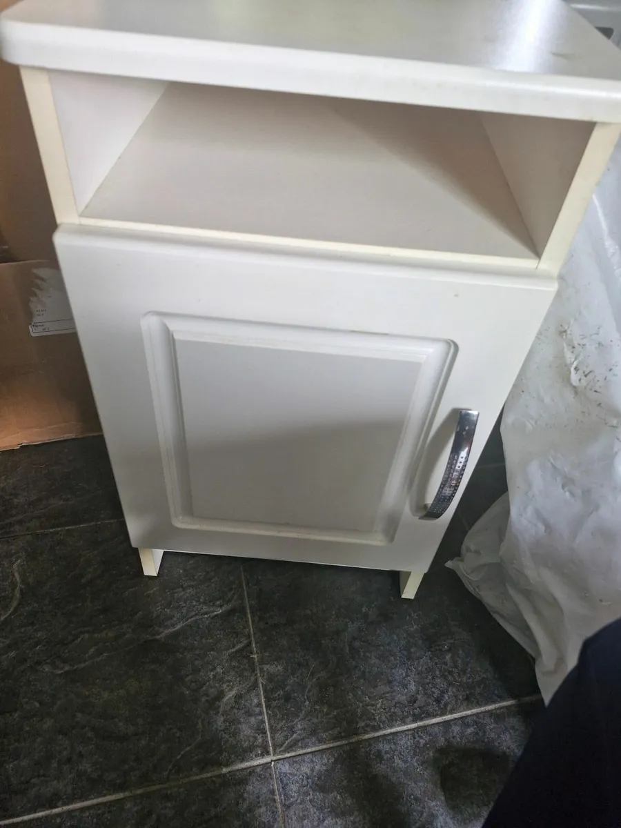 Bedside lockers - Image 1
