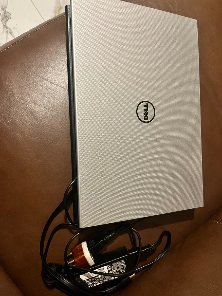 Dell Inspiron Laptop - Image 4