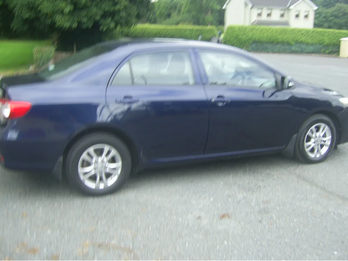 Toyota Corolla 1.4 D-4D TERRA MC 4DR - Image 3