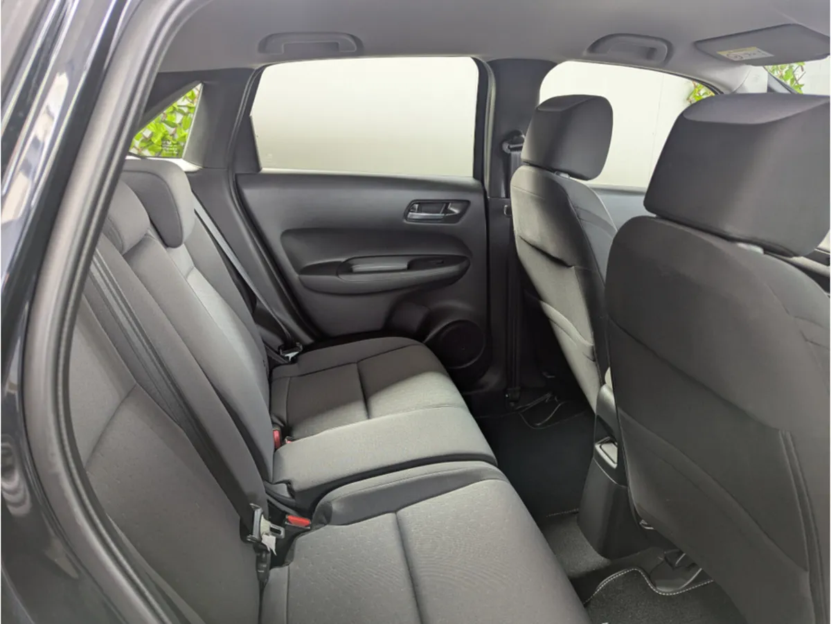 Honda Jazz 1.5 E:HEV ELEGANCE - Image 2