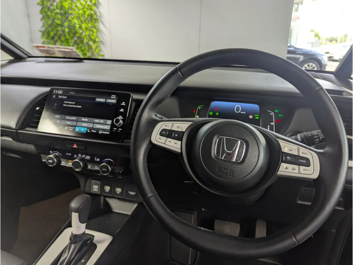 Honda Jazz 1.5 E:HEV ELEGANCE - Image 3