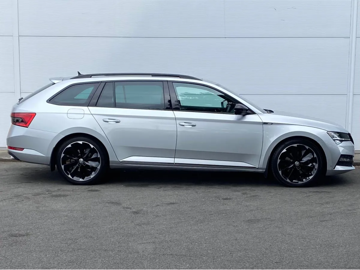 Skoda Superb SPORTLINE ESTATE 2.0TDI 150BHP - Image 4