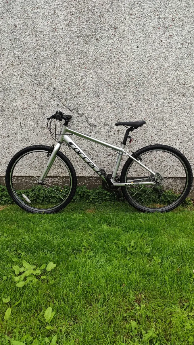 Carrera Parva Hybrid Bike - Image 1
