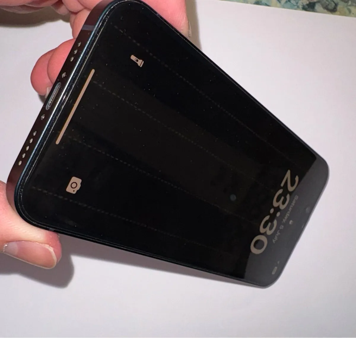 iPhone 14 - Image 3
