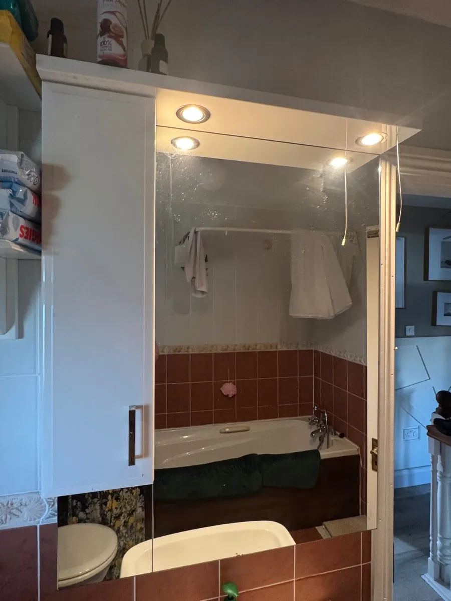 Bathroom mirrors - Image 3