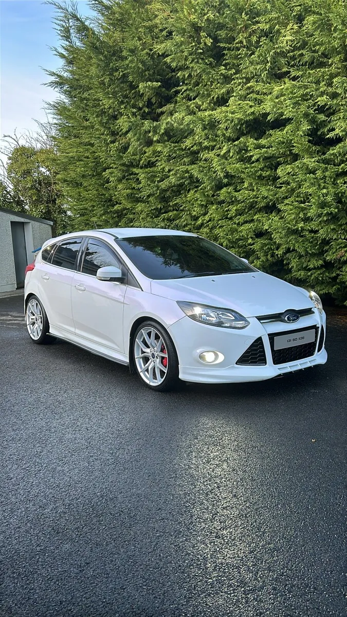 Ford focus - Image 2