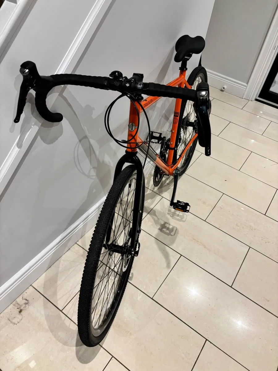 Genesis Croix Der Fer 20 Large Frame Gravel Bike - Image 3