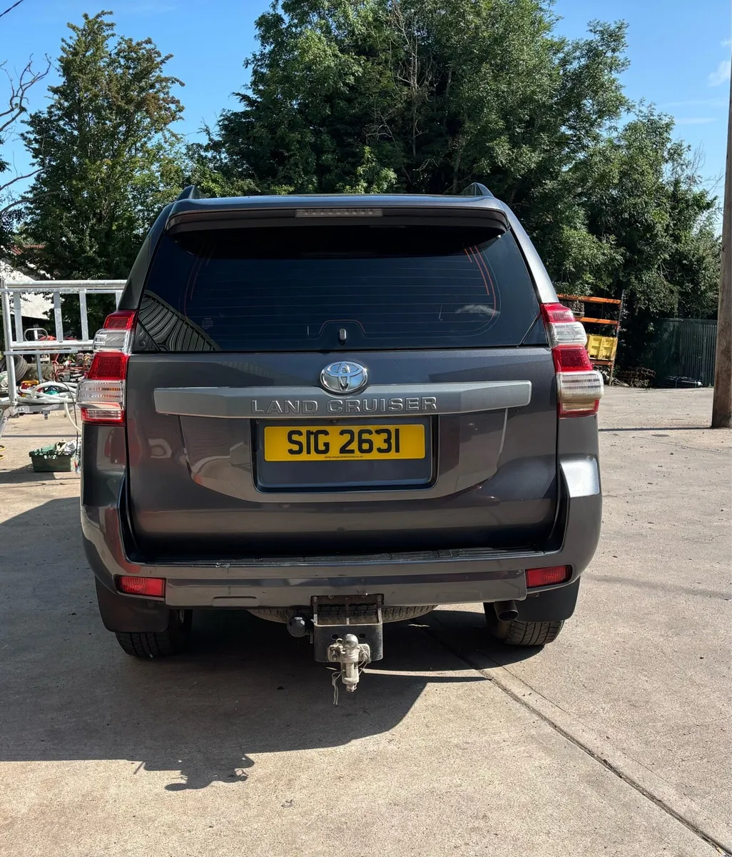 2016 TOYOTA LAND CRUISER 2.8 D-4D AUTO 7 Seater - Image 4