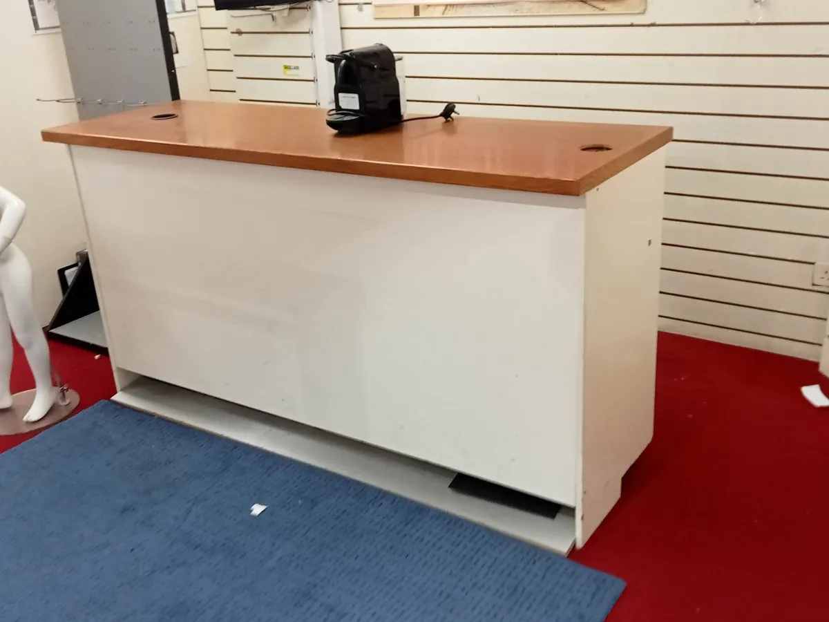 Shop fittings - Image 1