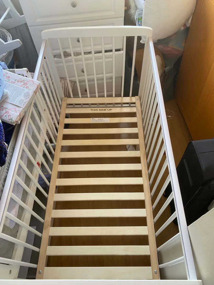 Babylon Sienna Cot Bed - Image 2