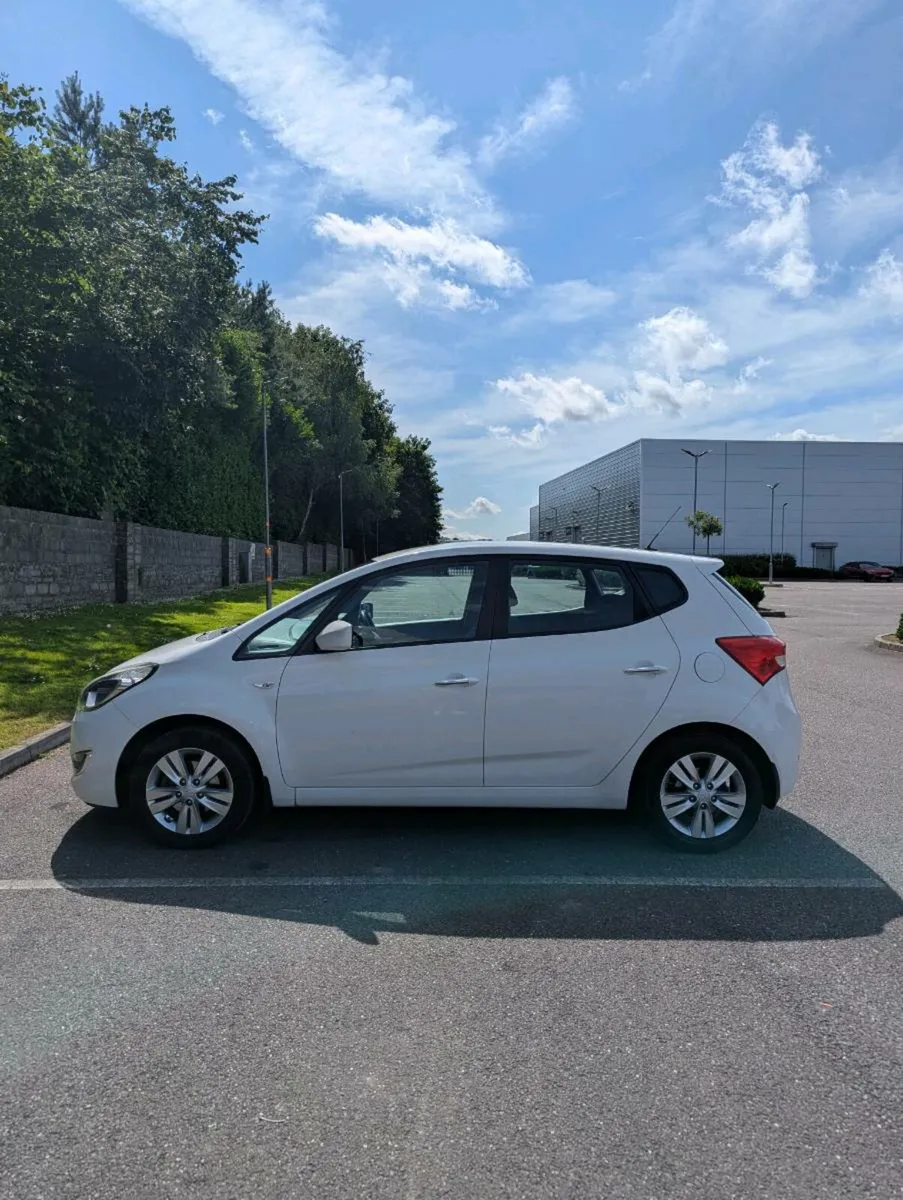 Hyundai ix20 - low mileage, new NCT - Image 3