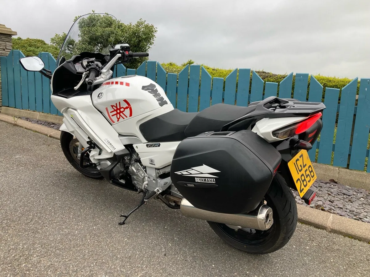 2018 Yamaha fjr 1300 - Image 3
