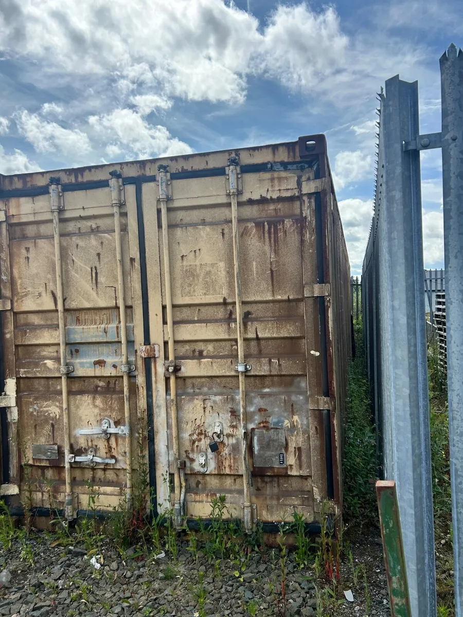 40ft container - Image 1