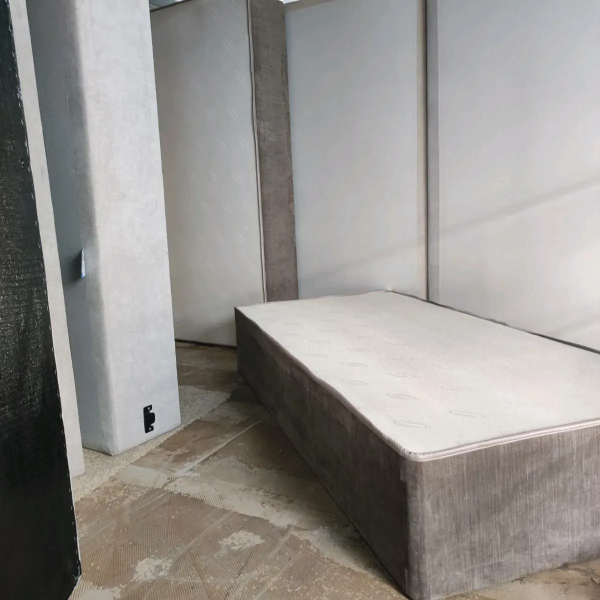 Single beds / 6ft super king beds *delivery