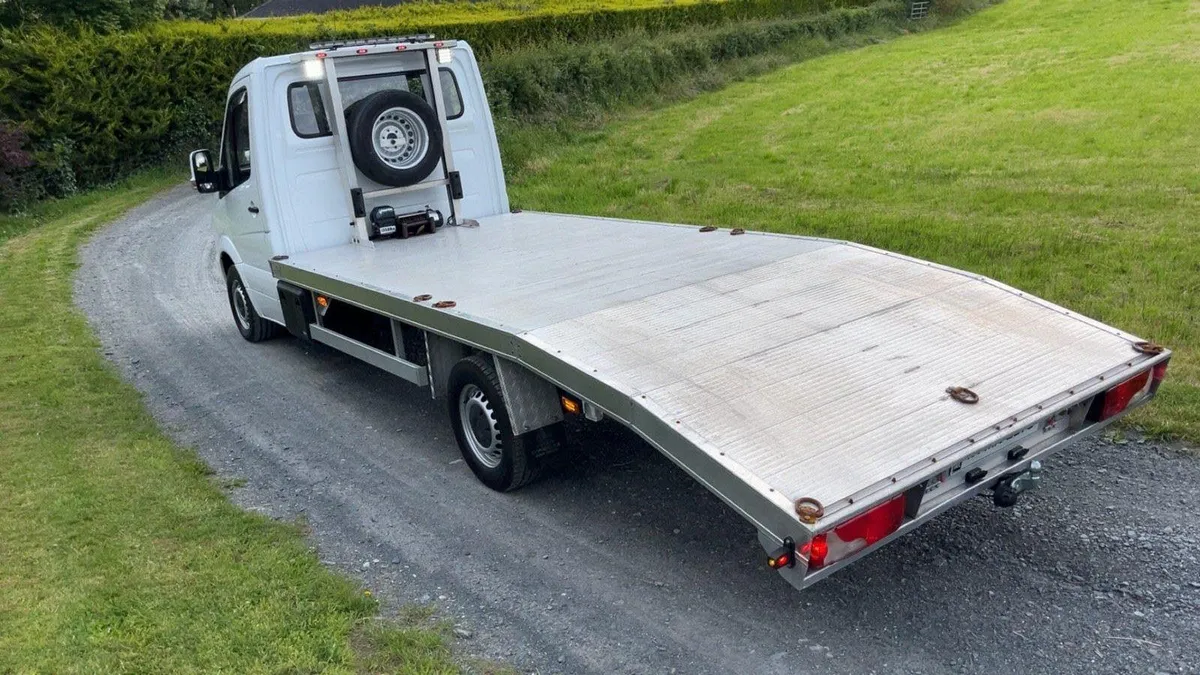 2017 Mercedes Sprinter Recovery - Image 4