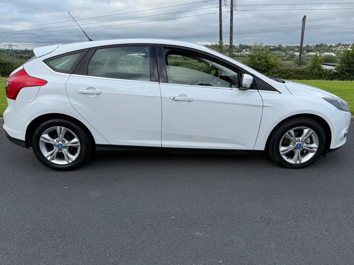2012 Ford Focus Zetec Model Nct & Taxed - Image 4