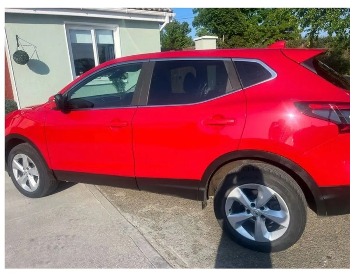 2019 Nissan Qashqai - Image 3