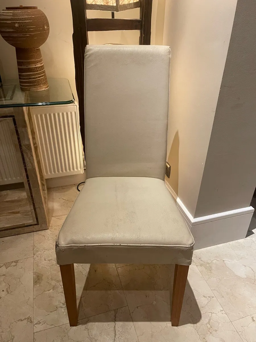 Single Well Padded Cream Leather Dining Chair