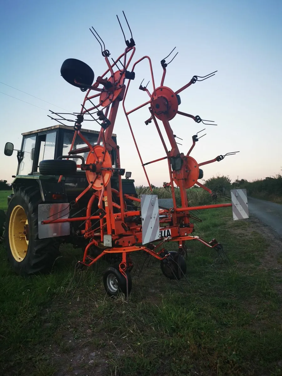 Fella tedder Th680D hydro six rotor - Image 2