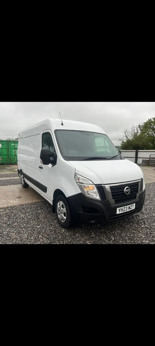 2023 Nissan interstar - Image 1