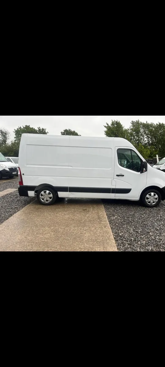 2023 Nissan interstar - Image 3