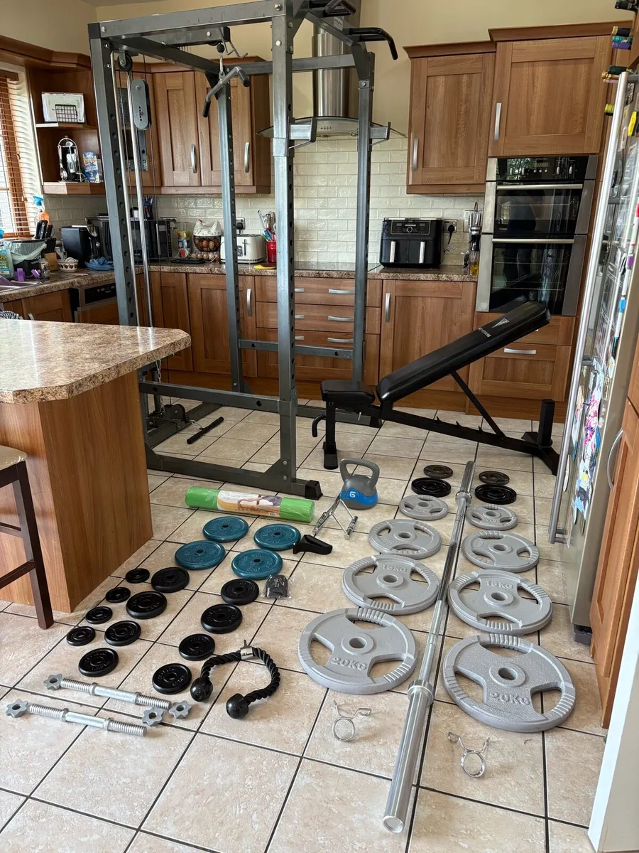 AMAZING GYM SET UP, POWER RACK WITH CABLE SYSTEM!! - Image 1
