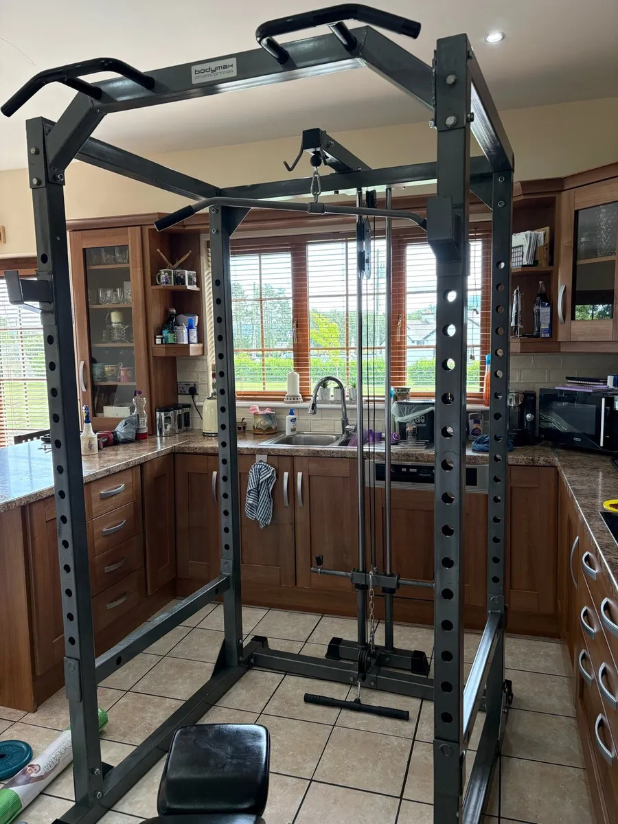 AMAZING GYM SET UP, POWER RACK WITH CABLE SYSTEM!! - Image 4