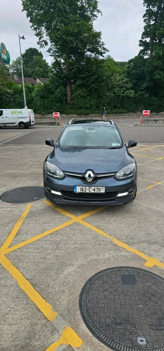 Renault Megane Limited edition Only 160km - Image 3