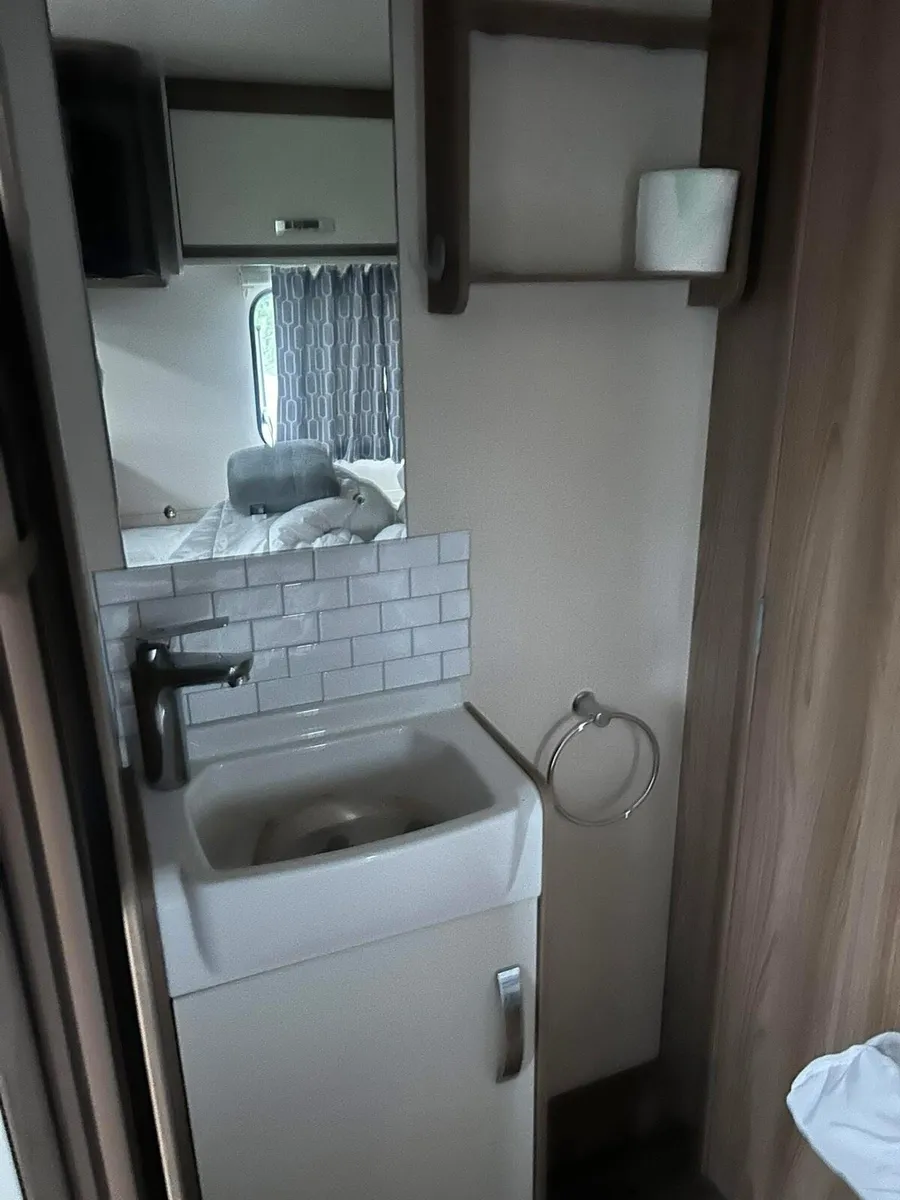 Swift Caravan - Image 3