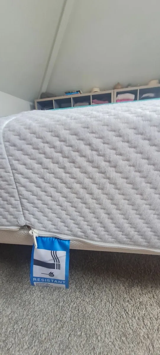 King size mattress - Image 2