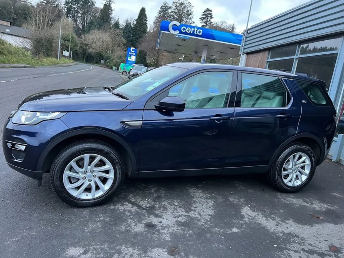 Land Rover Discovery Sport 2.0 TD4 SE Tech 7 Seat - Image 4