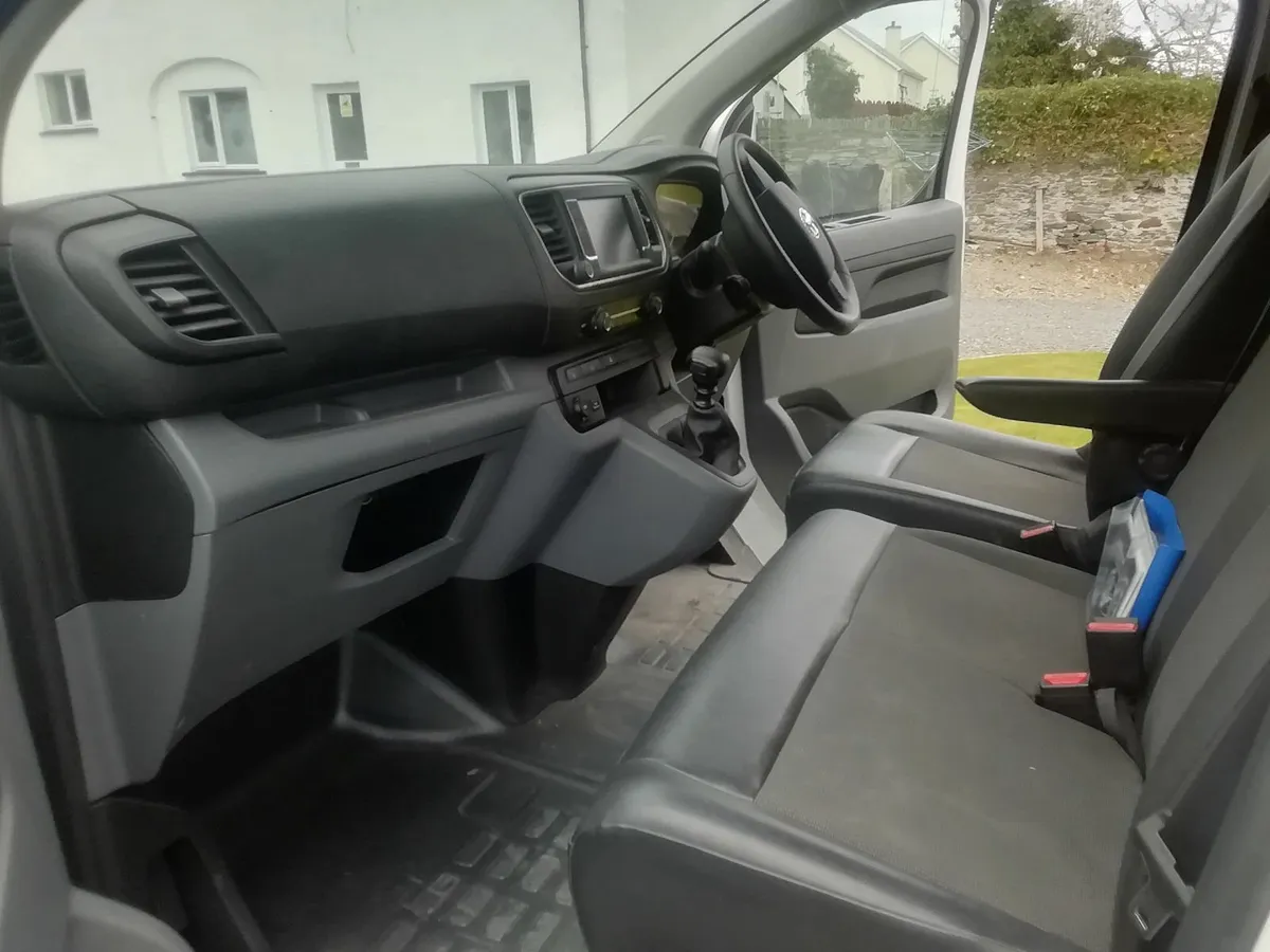 Vauxhall Vivaro 3100 Dynamic LWB - Image 4