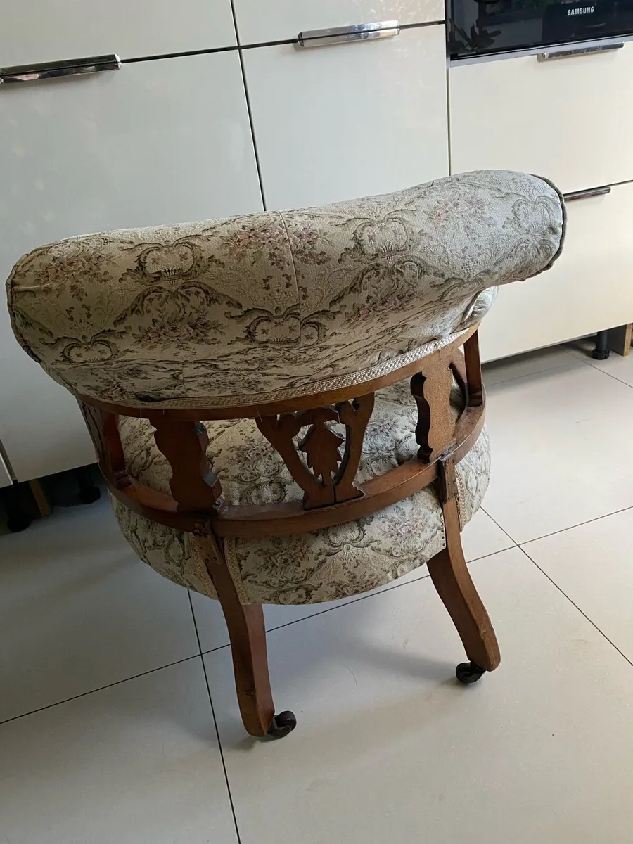 Armchair - Image 4