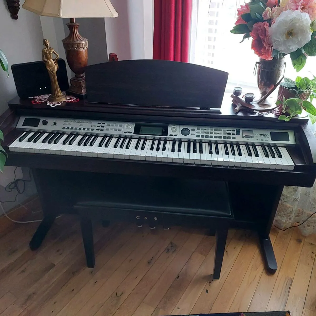 Digital Piano - Image 2
