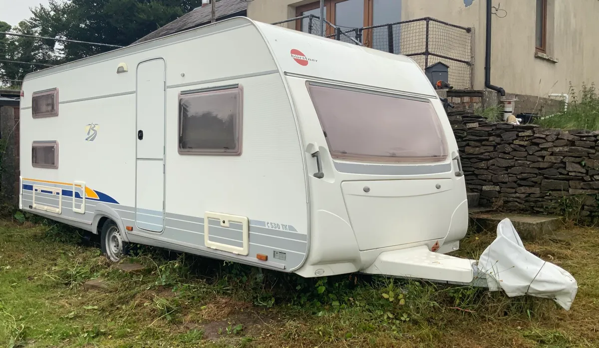 Caravan - Image 2
