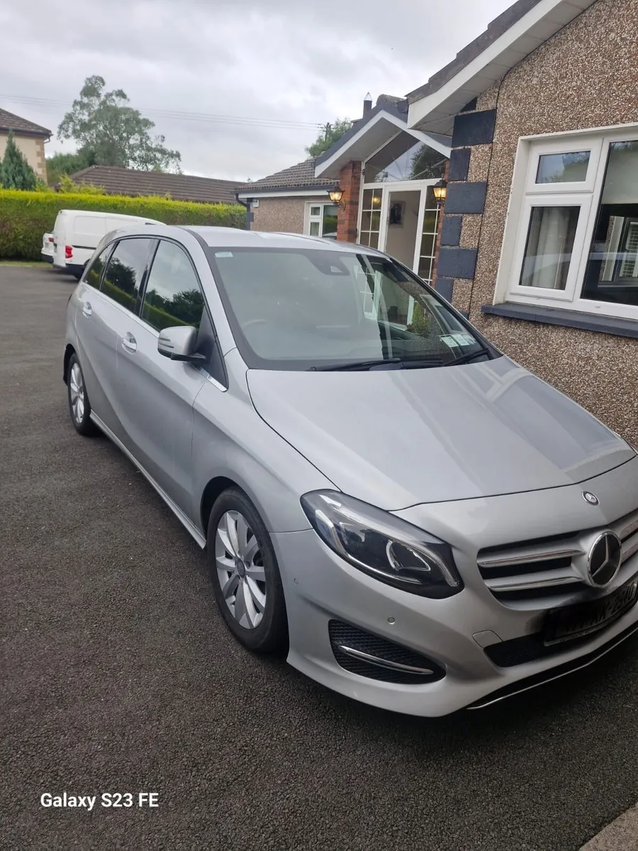 Mercedes B180 2017 Model - Image 2