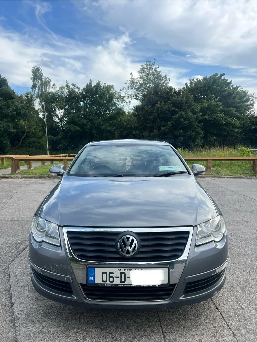 Volkswagen Passat 2006 - Image 1