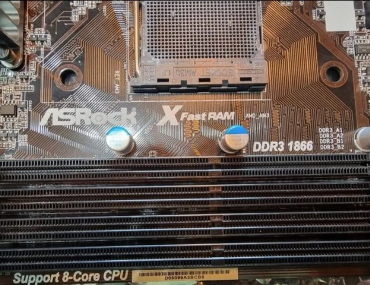 Asrock 980de3/u3s3 - Image 3