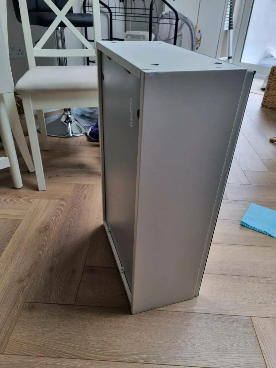 Bathroom mirror cabinet - Image 2