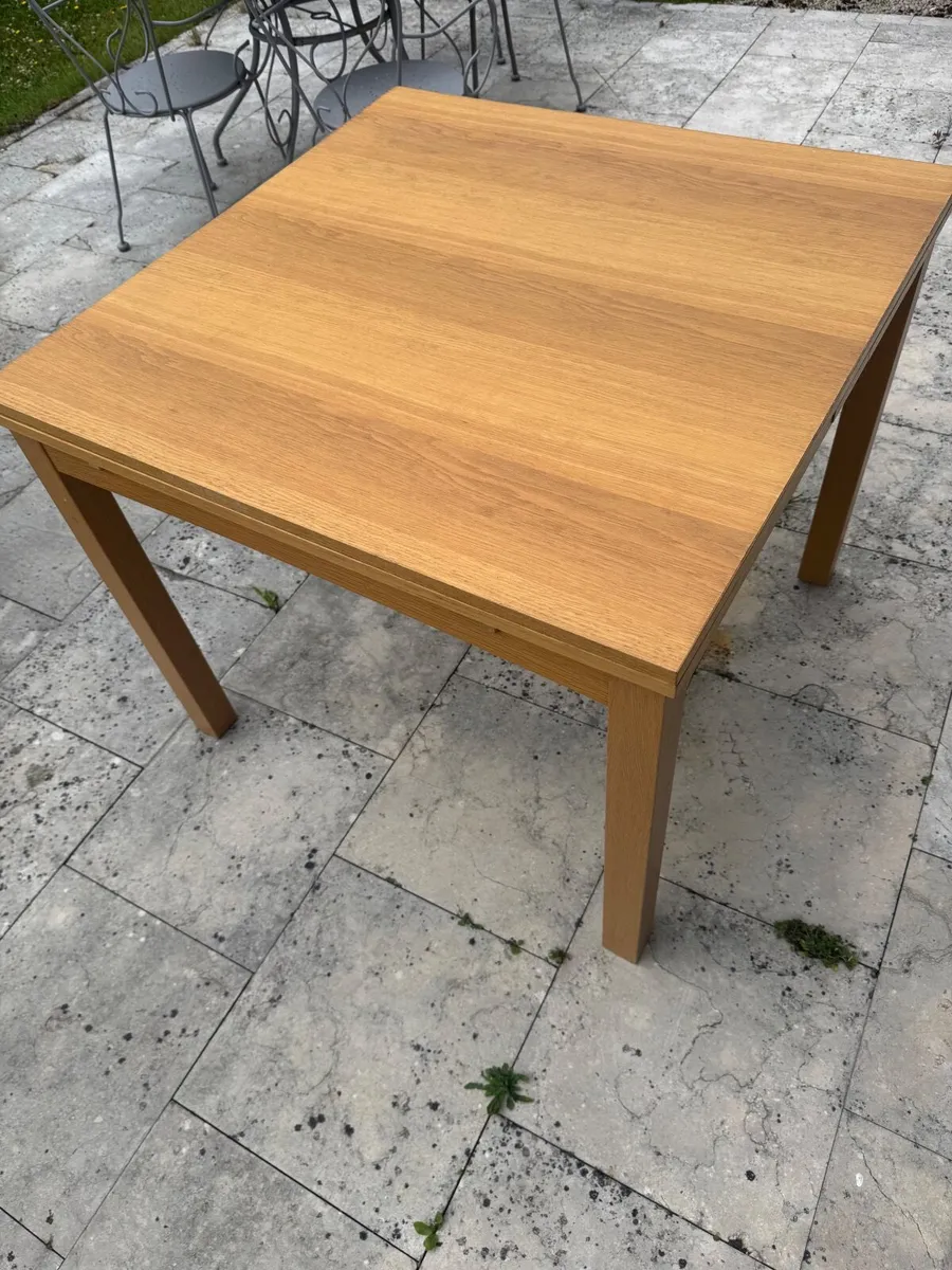 Kitchen dining table - Image 1