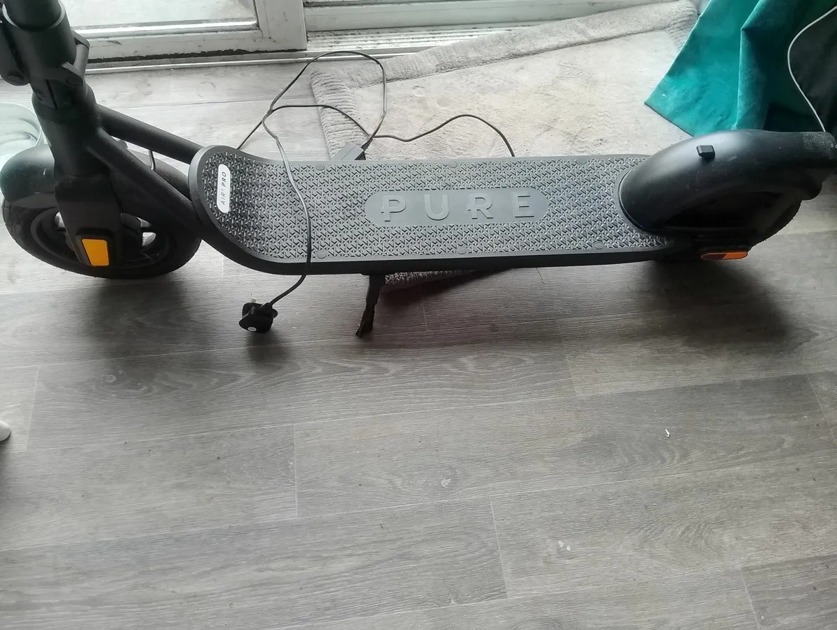 Pure Air Electric Scooter - Image 3