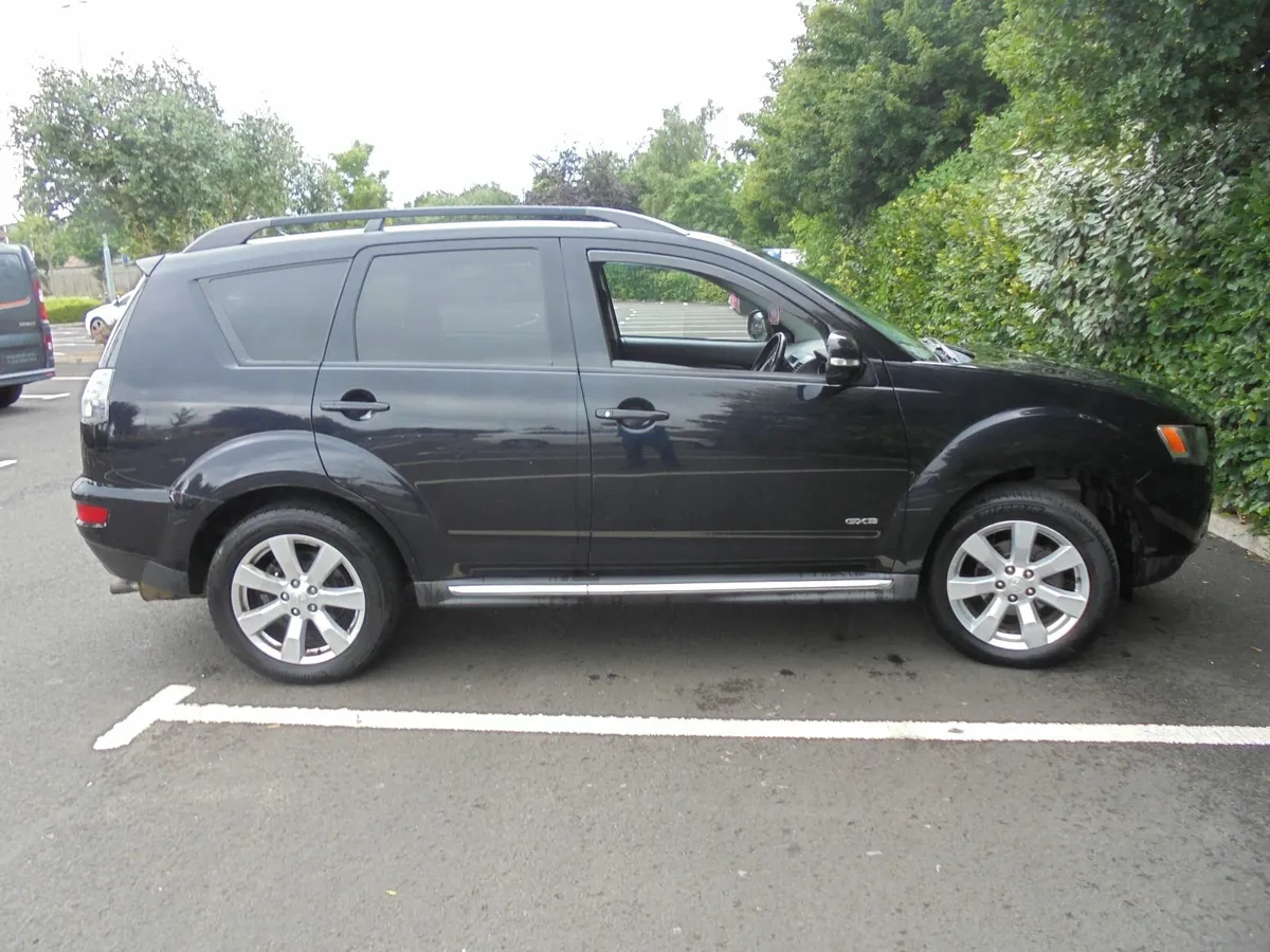 Mitsubishi Outlander 2011 - Image 3