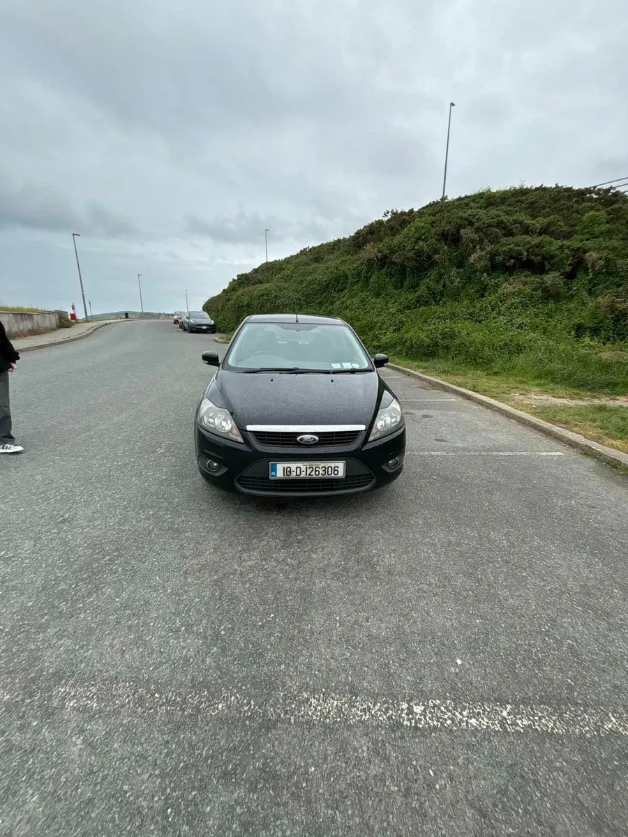 Ford Focus 2010 - Image 1