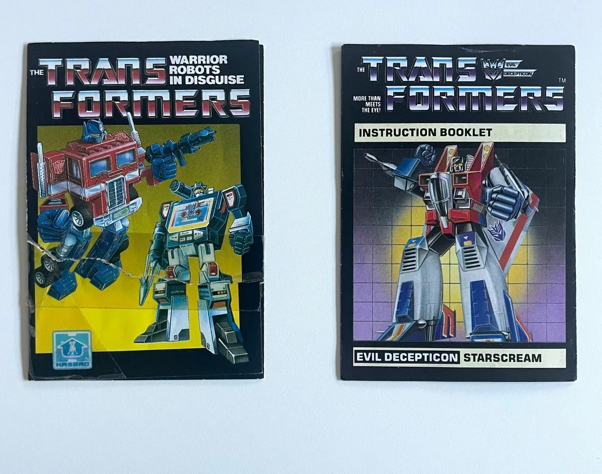 TRANSFORMERS Robots - 2 x Vintage 1984 Booklets - Image 1